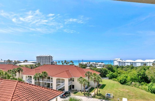 West Panama City Beach Condo | 116 m² Condo ∙ 2 bedrooms ∙ 6 guests