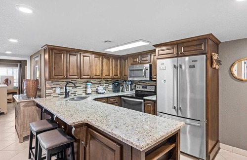 Holiday Isle Condo | (116)Your Perfect Beach DESTINation. Renovated Ground floor Beachfront Condo