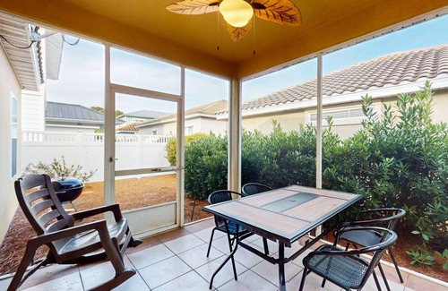 Emerald Waters Village House | 117 m² House ∙ 2 bedrooms ∙ 6 guests