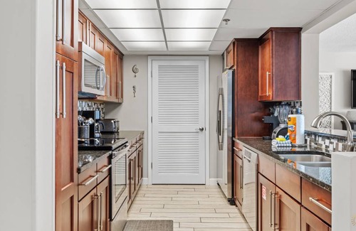 Long Beach Condo | 123 m² Condo ∙ 2 bedrooms ∙ 6 guests
