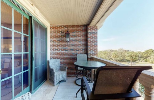 Seacrest Beach Condo | 124 m² Condo ∙ 3 bedrooms ∙ 7 guests