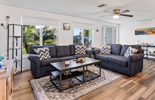 Englewood South House | 129 m² House ∙ 3 bedrooms ∙ 12 guests