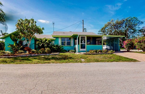 Goodland House | 132 m² House ∙ 2 bedrooms ∙ 8 guests
