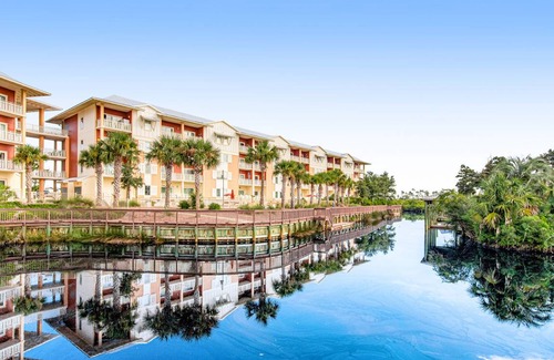 Waterside Village Condo | 142 m² Condo ∙ 3 bedrooms ∙ 6 guests