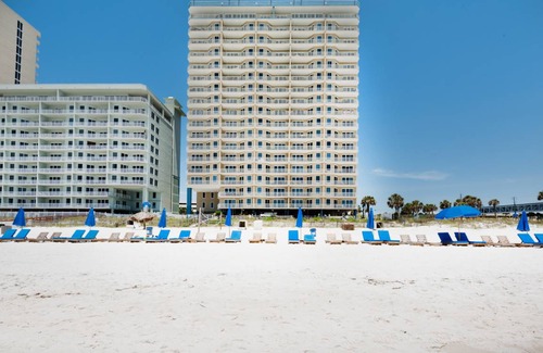 Upper Grand Lagoon Condo | 145 m² Condo ∙ 3 bedrooms ∙ 10 guests