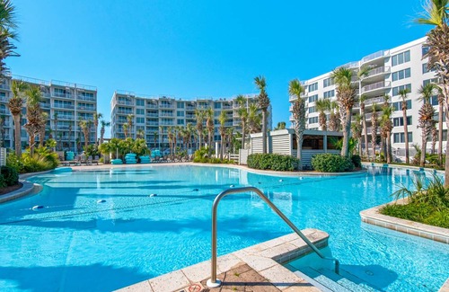 Fort Walton Beach Condo | 146 m² Condo ∙ 3 bedrooms ∙ 8 guests