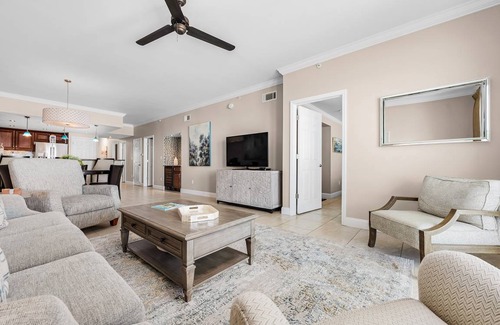 Crystal Beach Condo | 152 m² Condo ∙ 3 bedrooms ∙ 9 guests