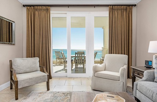 Crystal Beach Condo | 152 m² Condo ∙ 3 bedrooms ∙ 9 guests
