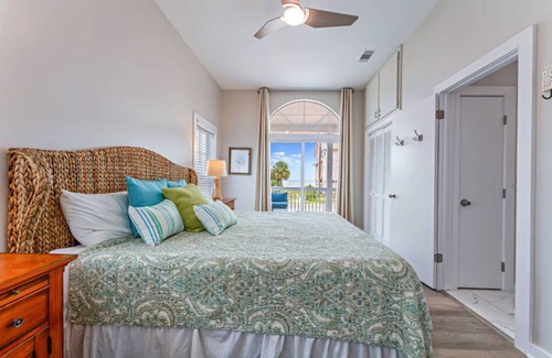 East End House | 154 m² House ∙ 4 bedrooms ∙ 14 guests