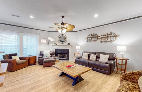 Upper Grand Lagoon House | 162 m² House ∙ 3 bedrooms ∙ 10 guests