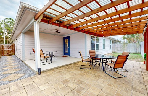 Navarre House | 171 m² House ∙ 4 bedrooms ∙ 8 guests