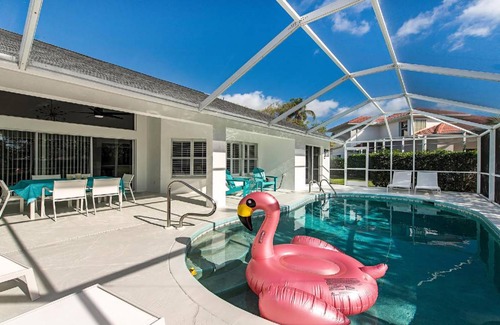 Crown Pointe House | 175 m² House ∙ 3 bedrooms ∙ 6 guests
