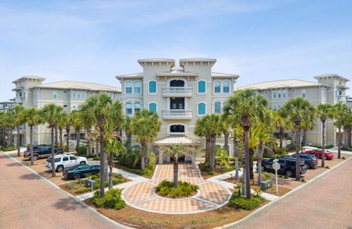 Seacrest Beach Condo | 177 m² Condo ∙ 3 bedrooms ∙ 10 guests