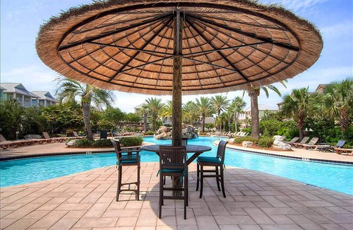 Villages of Crystal Beach House | 181 m² House ∙ 4 bedrooms ∙ 11 guests