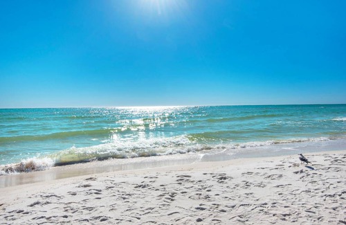 Bahama Beach House | 189 m² House ∙ 4 bedrooms ∙ 14 guests