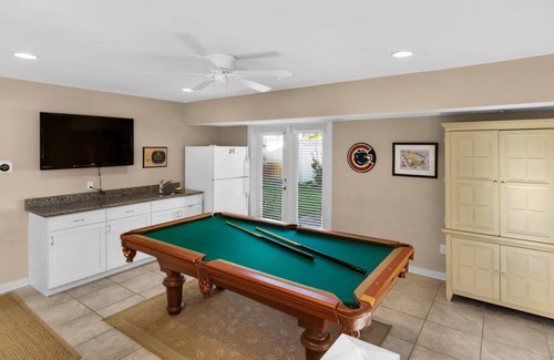 Gulfview Heights House | 215 m² House ∙ 5 bedrooms ∙ 14 guests