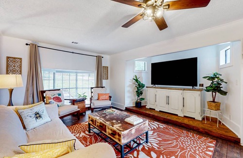 Milton House | 215 m² House ∙ 4 bedrooms ∙ 8 guests