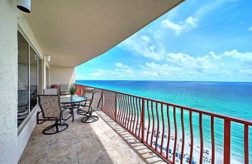 Gulf Lagoon Beach Condo | 216 m² Condo ∙ 3 bedrooms ∙ 8 guests