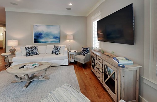 Lakeside at Blue Mountain Beach House | 216 m² House ∙ 4 bedrooms ∙ 12 guests