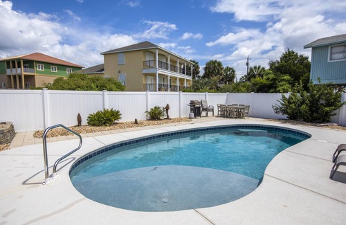 Miramar Beach House | 232 m² House ∙ 4 bedrooms ∙ 16 guests