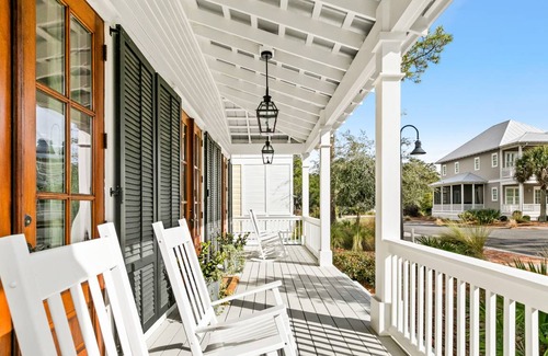 Lakeside at Blue Mountain Beach House | 236 m² House ∙ 3 bedrooms ∙ 10 guests