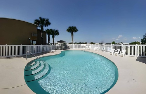 Thomas Drive Hotel | 24 m² Hotel ∙ 10 guests