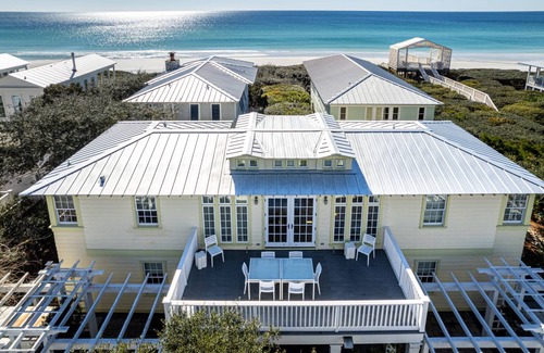 Seaside House | 244 m² House ∙ 6 bedrooms ∙ 12 guests