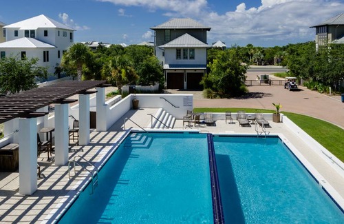 SeaNest Village House | 247 m² House ∙ 4 bedrooms ∙ 8 guests