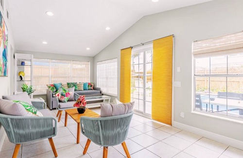 El Centro Beach House | 279 m² House ∙ 5 bedrooms ∙ 24 guests