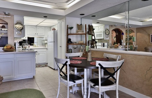 Panama City Beach Condo | 2nd Floor @ THE SUMMIT 1BR 1BA! Free Beach Chairs! $240 Weekly Value
