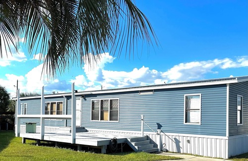Mexico Beach House | 3-BR family home 2 blocks from main beach access in downtown Mexico Beach