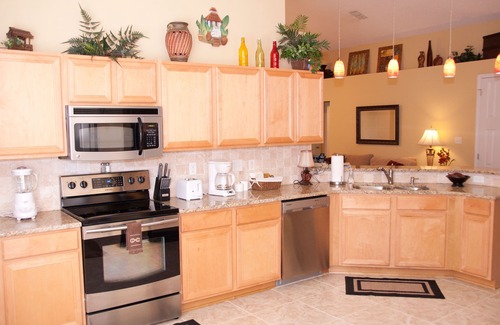 Fort Walton Beach - Destin House | 3 KING BEDS, 4BR,2 FULL BATHS, FREE PRIVATE HEATED POOL, WALK TO PRIVATE BEACH