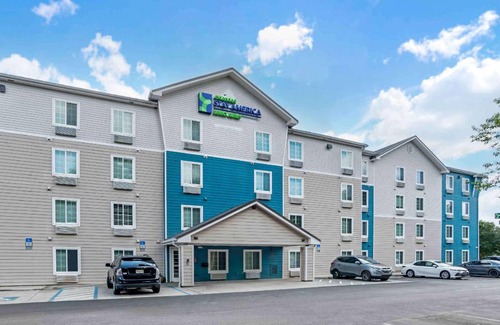 Pine Forest Hotel | 300 m² Hotel ∙ 127 guests