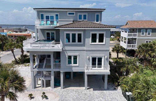 Villa Primera House | 307 m² House ∙ 5 bedrooms ∙ 14 guests