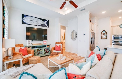 Panama City Beach House | 30A Cake by the Ocean - Dog Friendly - Free Golf Each Day - 2 Pools, Sleeps 6