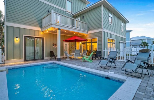 Emerald Waters Village House | 343 m² House ∙ 6 bedrooms ∙ 21 guests