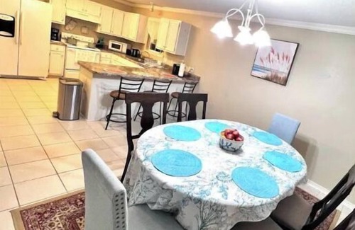 Navarre House | 4 bedroom house with large backyard close to Navarre Beach!