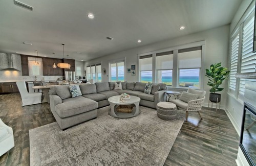 Sunnyside On The Gulf House | 423 m² House ∙ 5 bedrooms ∙ 18 guests