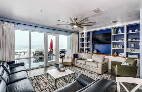 White Sands First Villa | 477 Fort Pickens Rd.