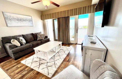 Sunnyside Condo | 49 m² Condo ∙ 1 bedroom ∙ 4 guests