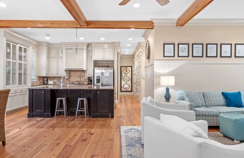 Watercolor House | 4BR Watercolor Beach House on 30a! 6-Seat LSV, Near Pool. Short Ride to Beach