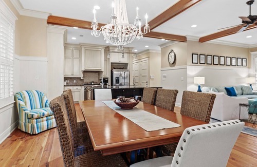 Watercolor House | 4BR Watercolor Beach House on 30a! 6-Seat LSV, Near Pool. Short Ride to Beach