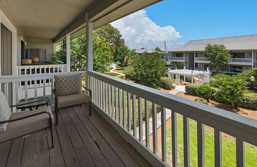 Seagrove Beach Apartment | 60 m² Apartment ∙ 1 bedroom ∙ 4 guests