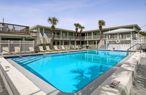 Silver Sands Beach Condo | 60 m² Condo ∙ 1 bedroom ∙ 3 guests