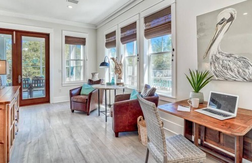 Village of Sugar Beach House | 600+ FREE Activities / Sand Dollar Retreat / Huge Screened Porch / Steps to Pool / 4 Bikes