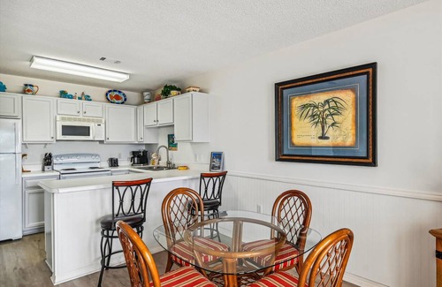 Crystal Beach Condo | 63 m² Condo ∙ 1 bedroom ∙ 6 guests