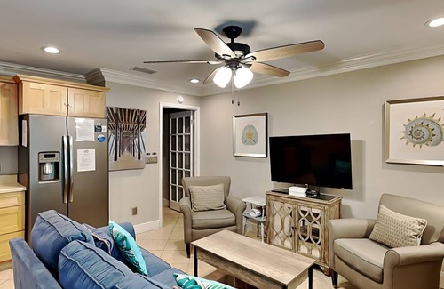 Inlet Beach Condo | 65 m² Condo ∙ 1 bedroom ∙ 6 guests