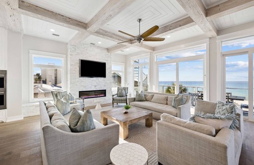 Kiska Beach House | 676 m² House ∙ 9 bedrooms ∙ 36 guests