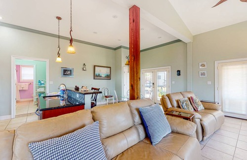 Port St. Joe Cottage | 80 m² Cabin ∙ 1 bedroom ∙ 4 guests