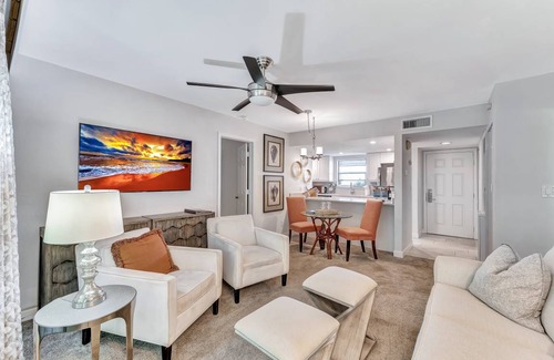 Park Shore Condo | 80 m² Condo ∙ 2 bedrooms ∙ 4 guests